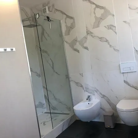 Voeuja Maggiore شقة